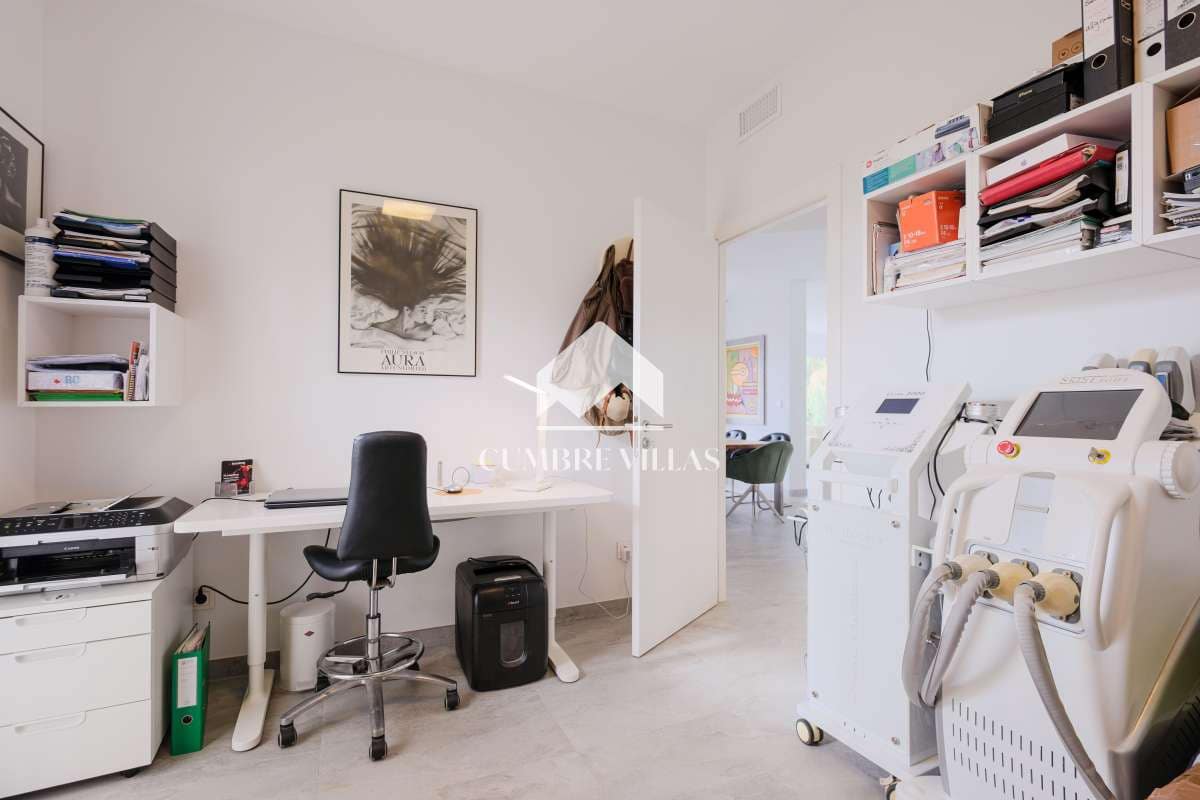 4 soverom Villa til salgs i Salobrena med svømmebasseng - € 879 000 (Ref: 8619663)