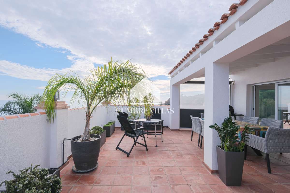 4 soverom Villa til salgs i Salobrena med svømmebasseng - € 879 000 (Ref: 8619663)