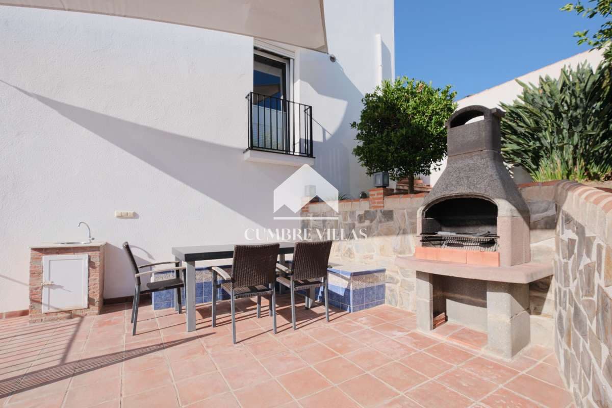 4 soverom Villa til salgs i Salobrena med svømmebasseng - € 879 000 (Ref: 8619663)