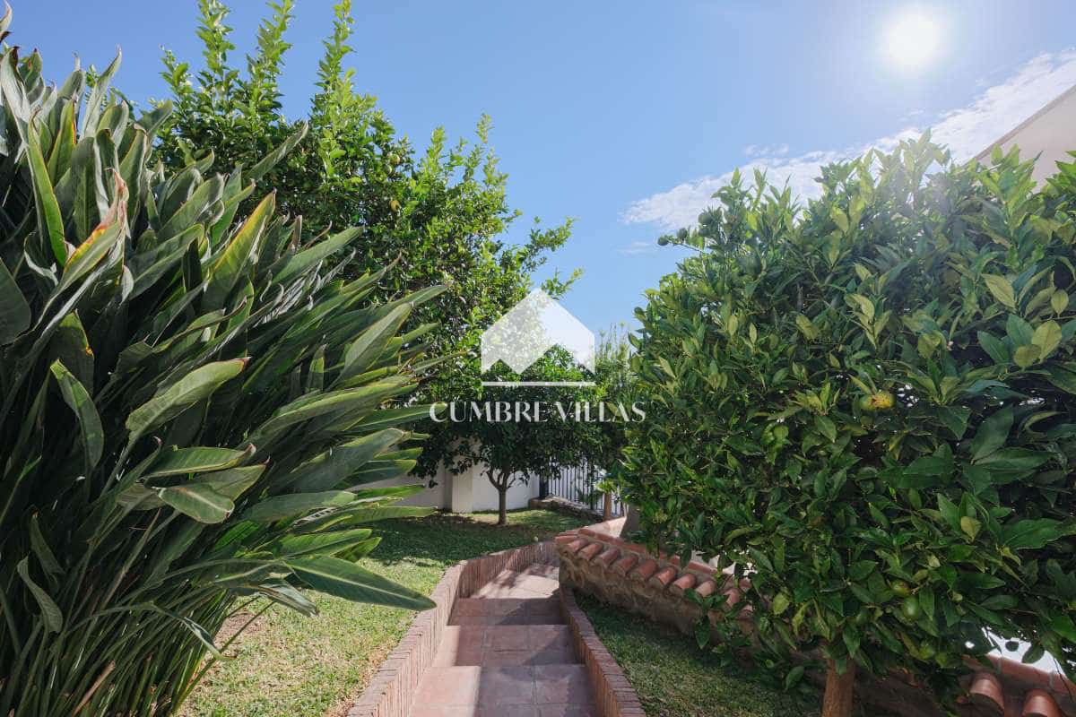 4 soverom Villa til salgs i Salobrena med svømmebasseng - € 879 000 (Ref: 8619663)