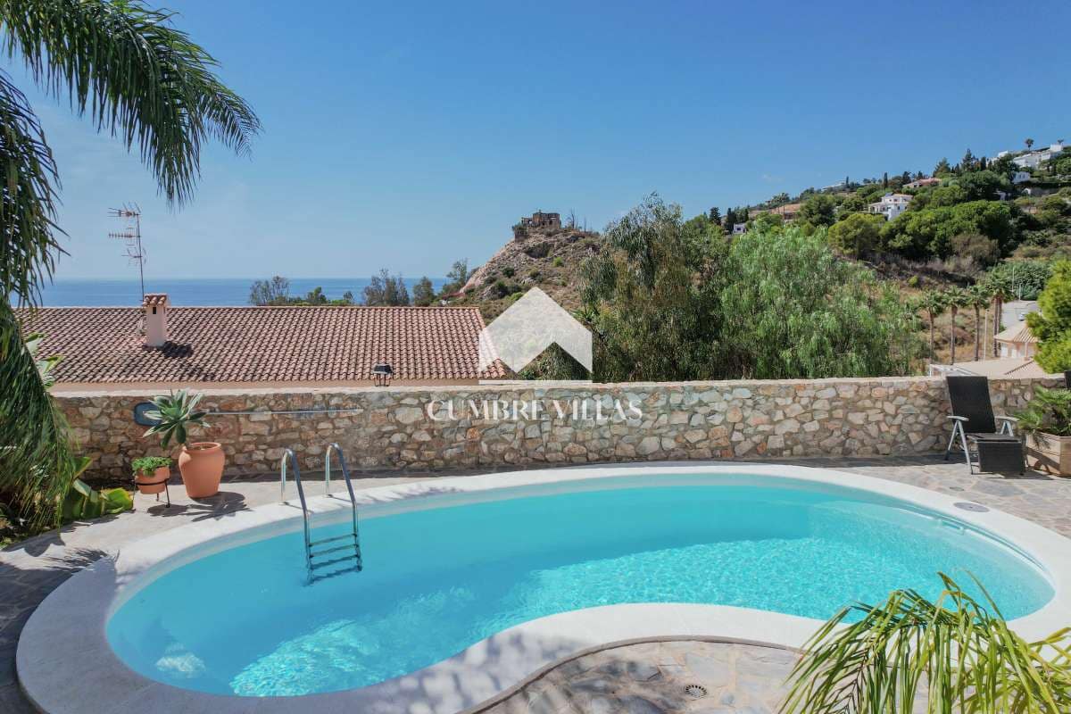 4 soverom Villa til salgs i Salobrena med svømmebasseng - € 879 000 (Ref: 8619663)