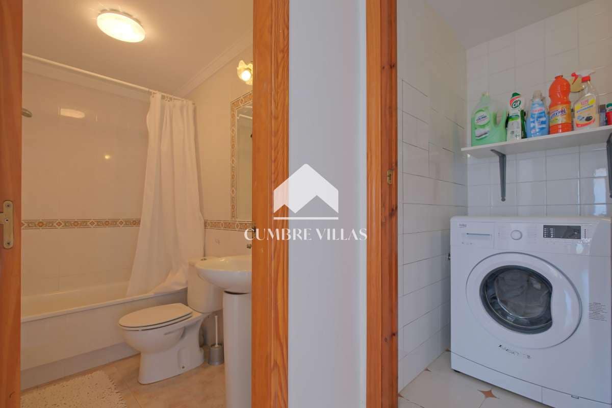 3 soveværelse Villa til salg i Salobrena med swimmingpool garage - € 489.000 (Ref: 8826764)