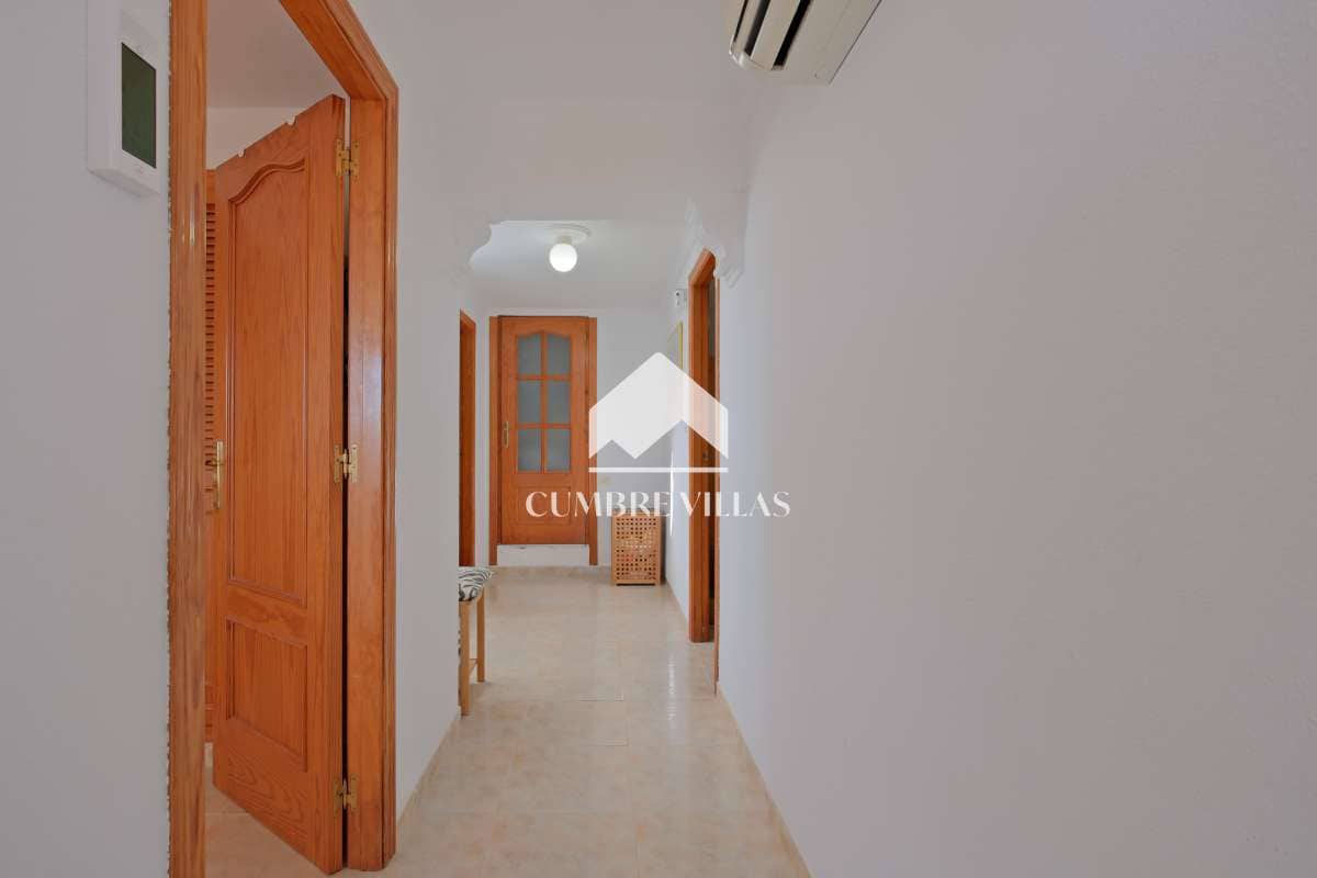 3 soveværelse Villa til salg i Salobrena med swimmingpool garage - € 489.000 (Ref: 8826764)