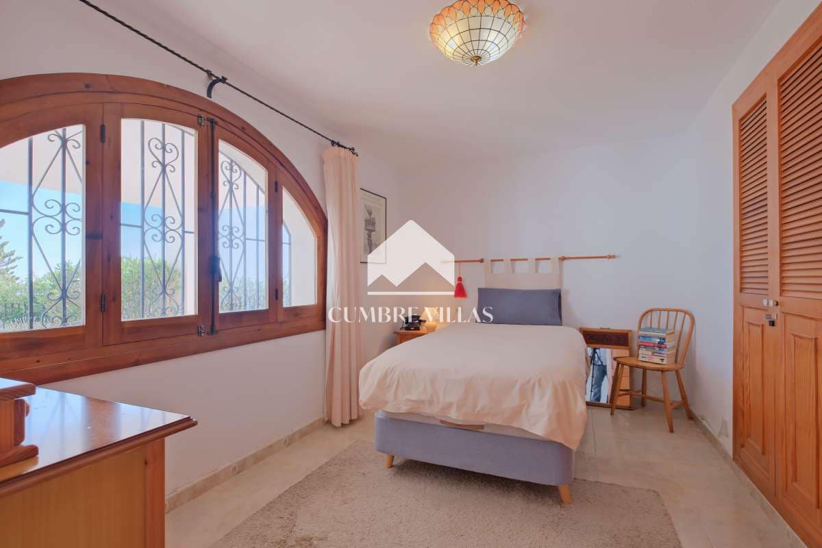 3 soveværelse Villa til salg i Salobrena med swimmingpool garage - € 489.000 (Ref: 8826764)