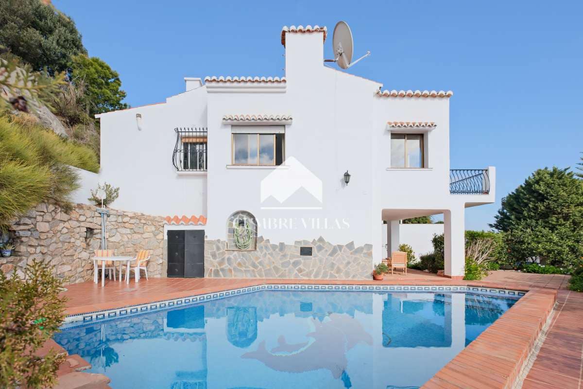 3 soveværelse Villa til salg i Salobrena med swimmingpool garage - € 489.000 (Ref: 8826764)