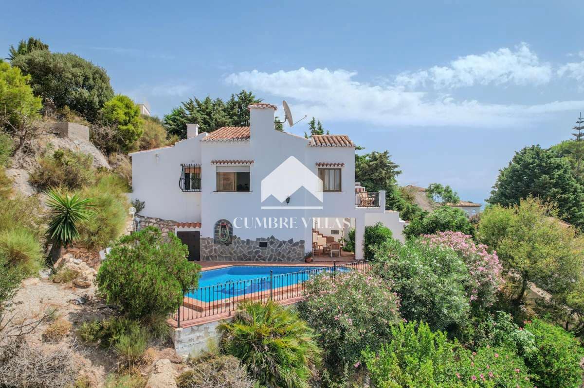 3 soveværelse Villa til salg i Salobrena med swimmingpool garage - € 489.000 (Ref: 8826764)