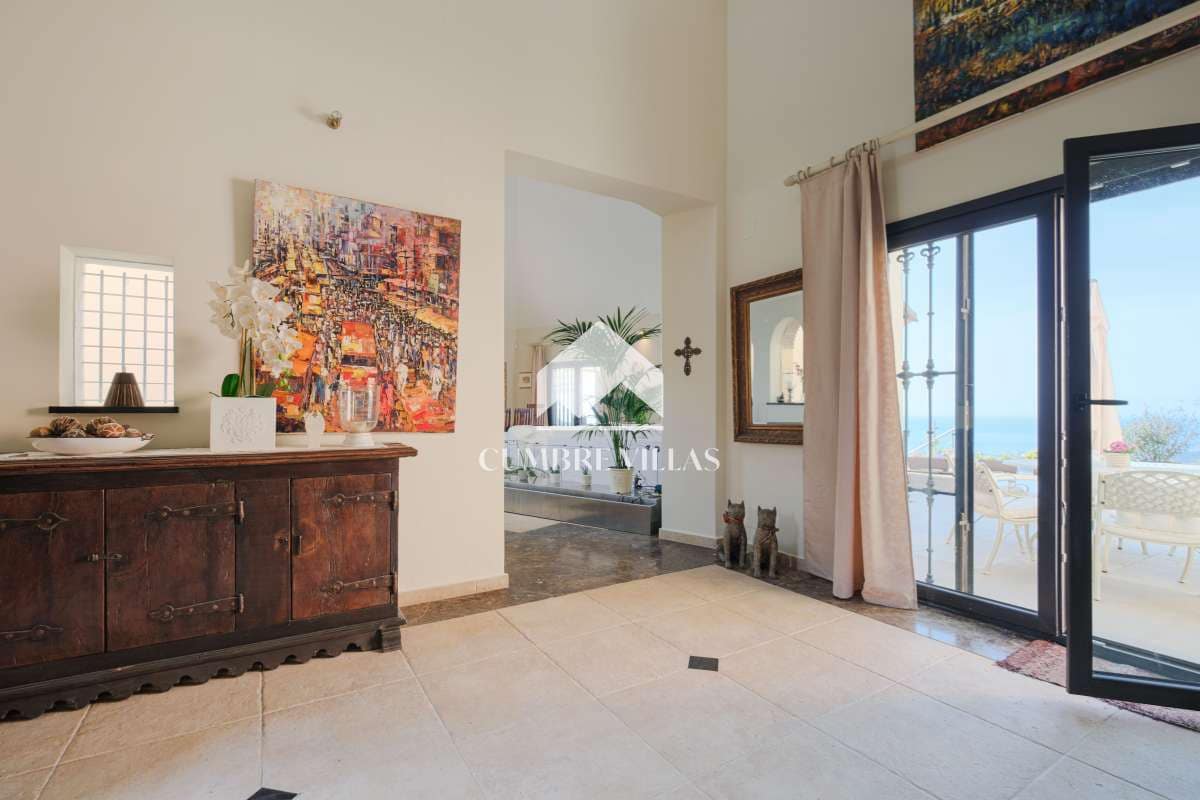 6 soveværelse Finca/Landehus til salg i Itrabo med swimmingpool garage - € 1.295.000 (Ref: 8896074)