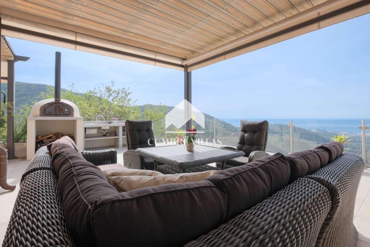 6 soveværelse Finca/Landehus til salg i Itrabo med swimmingpool garage - € 1.295.000 (Ref: 8896074)