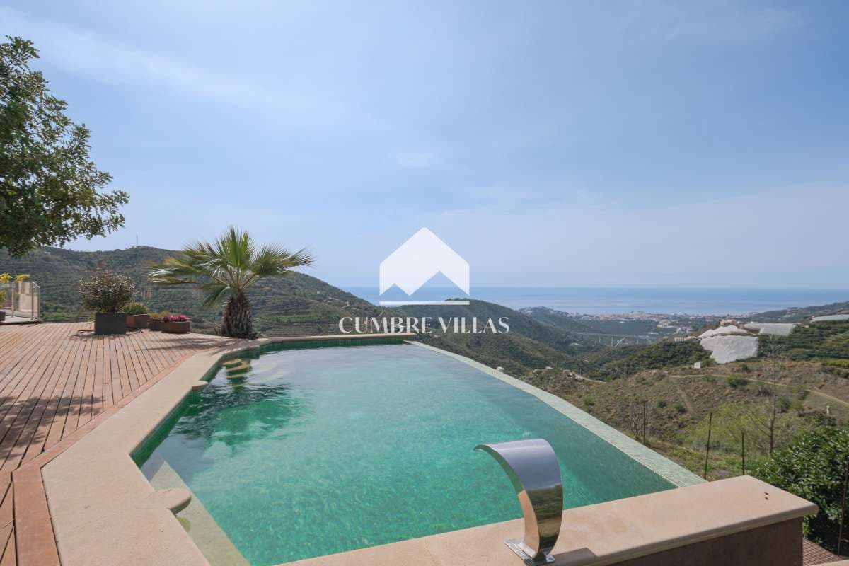 6 soveværelse Finca/Landehus til salg i Itrabo med swimmingpool garage - € 1.295.000 (Ref: 8896074)