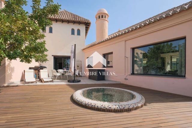 6 soveværelse Finca/Landehus til salg i Itrabo med swimmingpool garage - € 1.295.000 (Ref: 8896074)