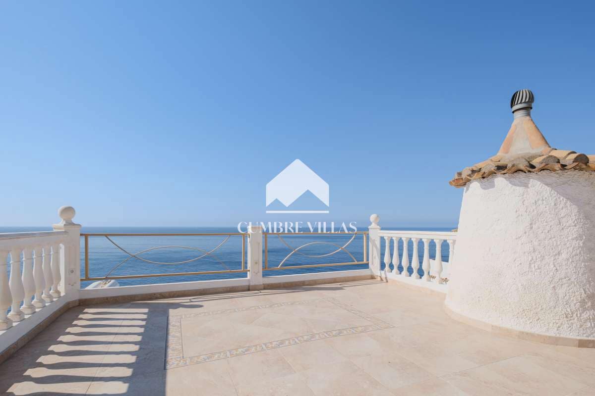 4 sypialnia Willa na sprzedaż w Salobrena z basenem - 749 000 € (Ref: 8945682)