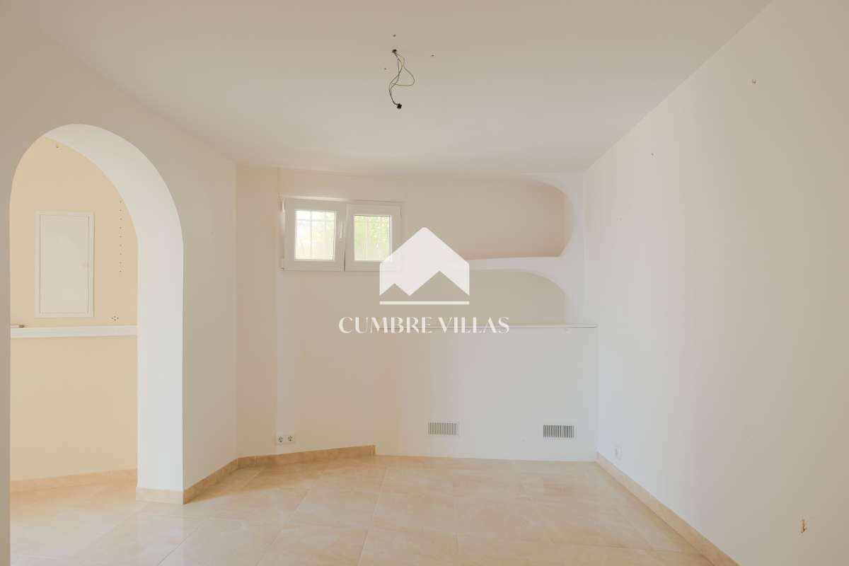 4 sypialnia Willa na sprzedaż w Salobrena z basenem - 749 000 € (Ref: 8945682)