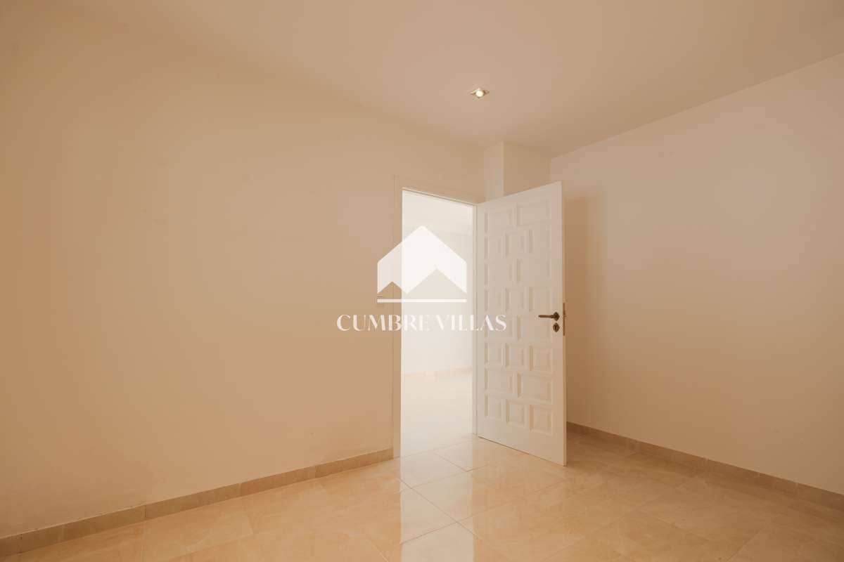 4 sypialnia Willa na sprzedaż w Salobrena z basenem - 749 000 € (Ref: 8945682)