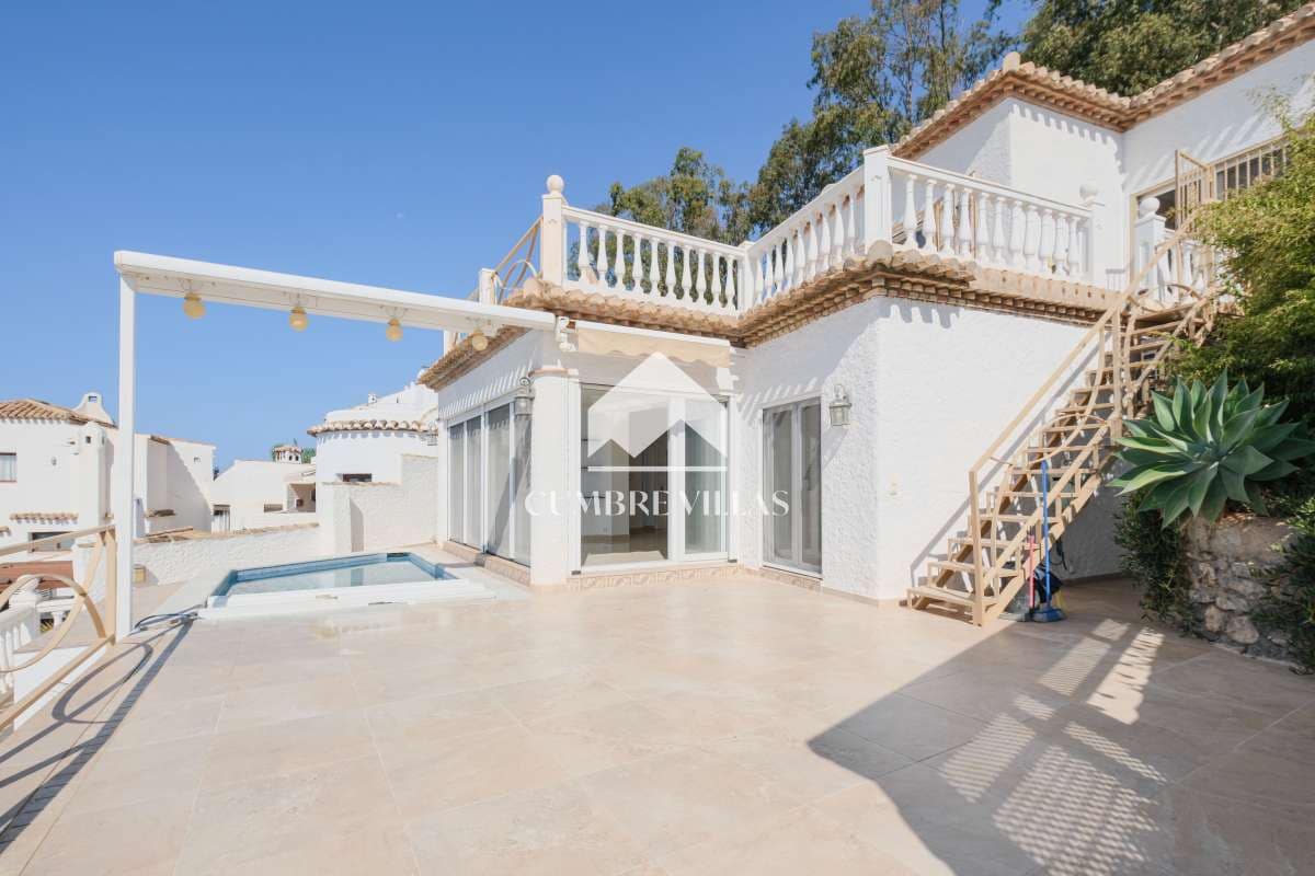 4 sypialnia Willa na sprzedaż w Salobrena z basenem - 749 000 € (Ref: 8945682)