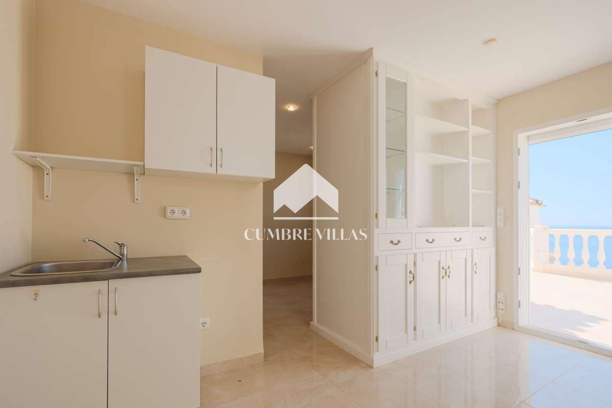 4 sypialnia Willa na sprzedaż w Salobrena z basenem - 749 000 € (Ref: 8945682)