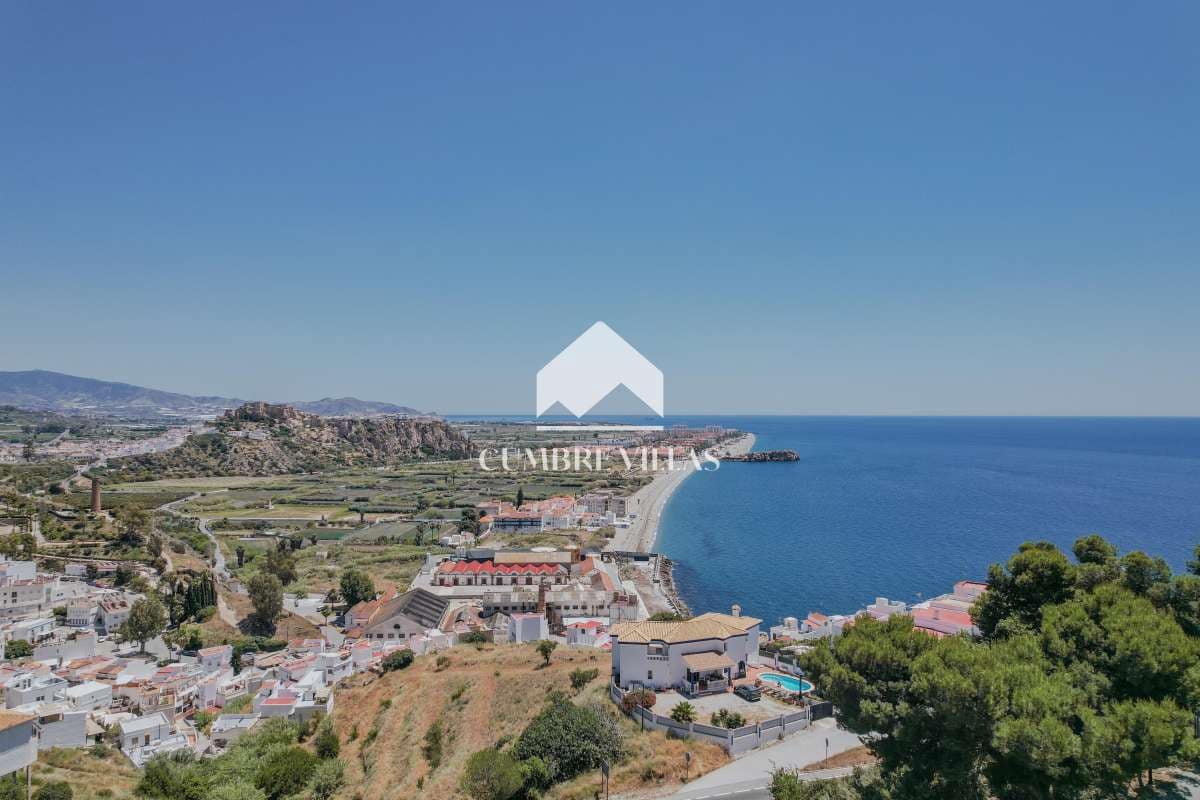 4 soveværelse Villa til salg i Salobrena med swimmingpool garage - € 649.000 (Ref: 9022831)