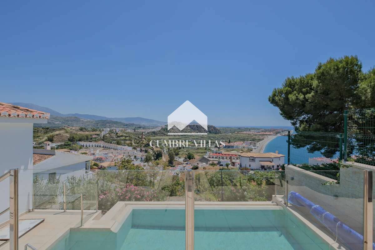 4 soveværelse Villa til salg i Salobrena med swimmingpool garage - € 649.000 (Ref: 9022831)