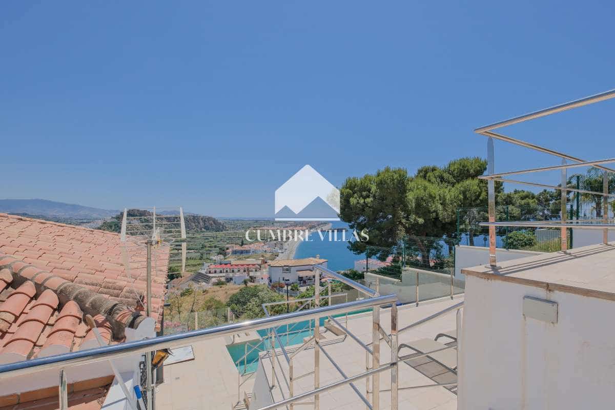 4 soveværelse Villa til salg i Salobrena med swimmingpool garage - € 649.000 (Ref: 9022831)