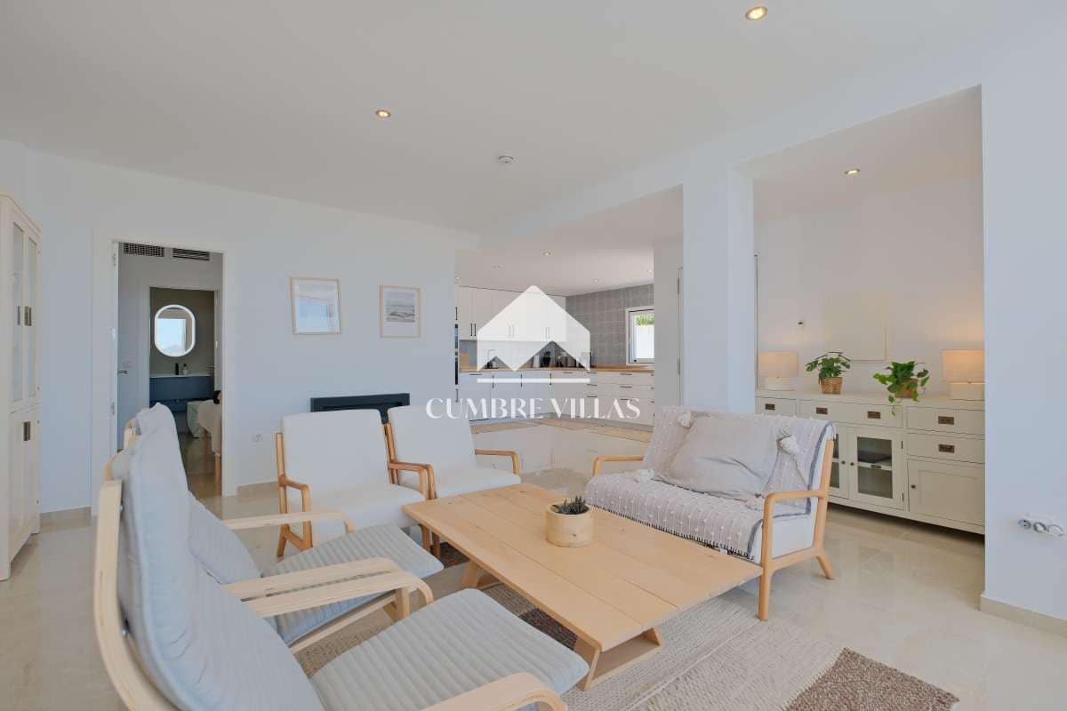 4 soveværelse Villa til salg i Salobrena med swimmingpool garage - € 649.000 (Ref: 9022831)