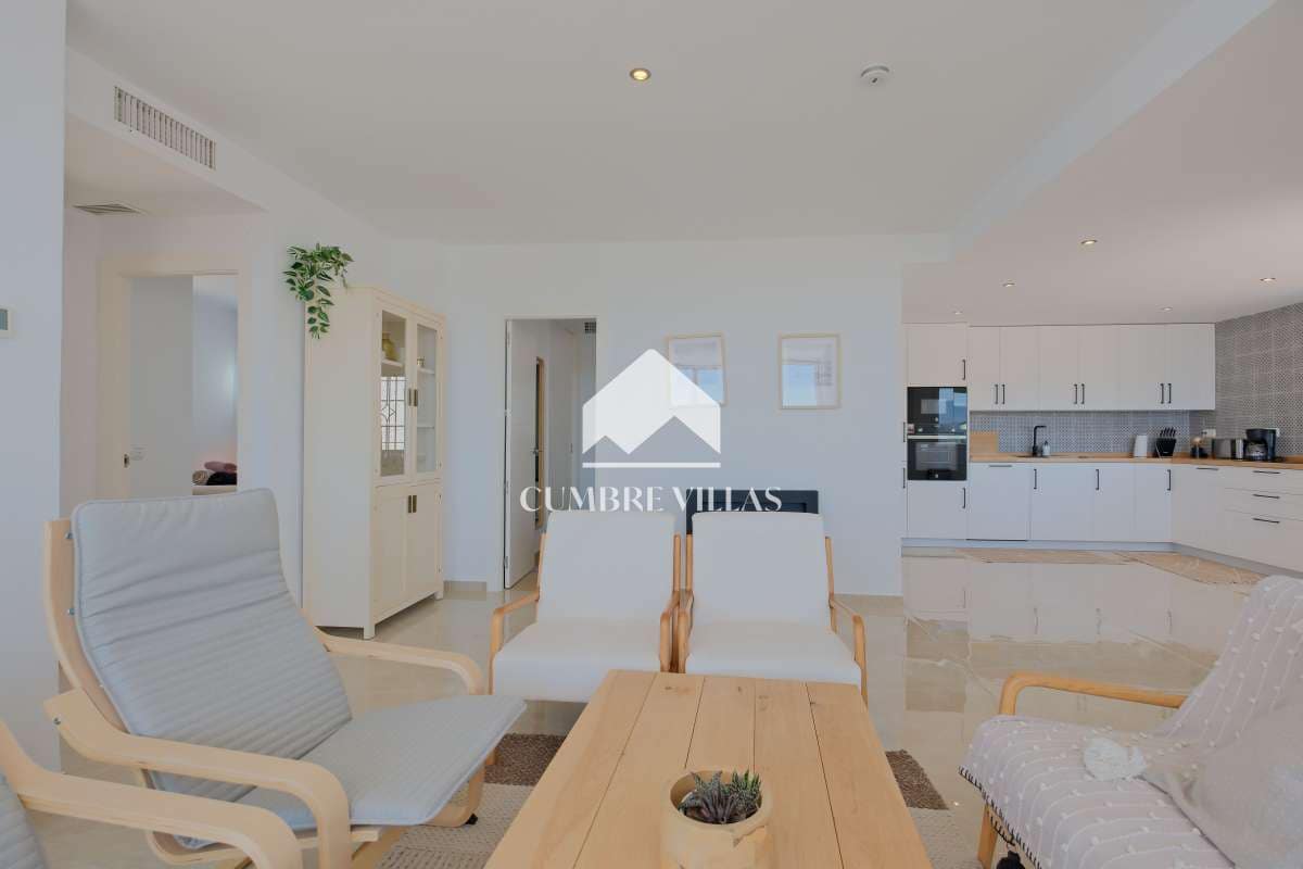 4 soveværelse Villa til salg i Salobrena med swimmingpool garage - € 649.000 (Ref: 9022831)