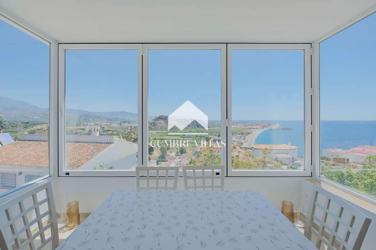 4 soveværelse Villa til salg i Salobrena med swimmingpool garage - € 649.000 (Ref: 9022831)