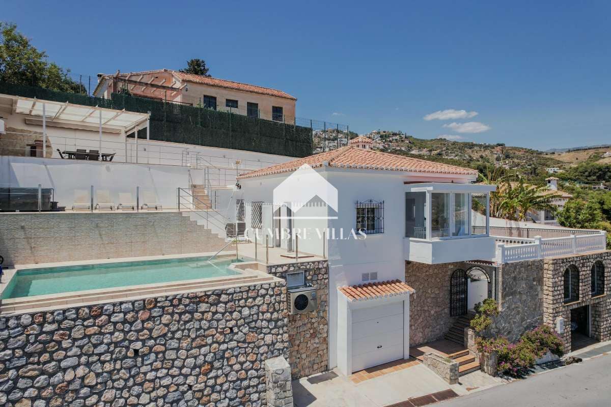 4 soveværelse Villa til salg i Salobrena med swimmingpool garage - € 649.000 (Ref: 9022831)