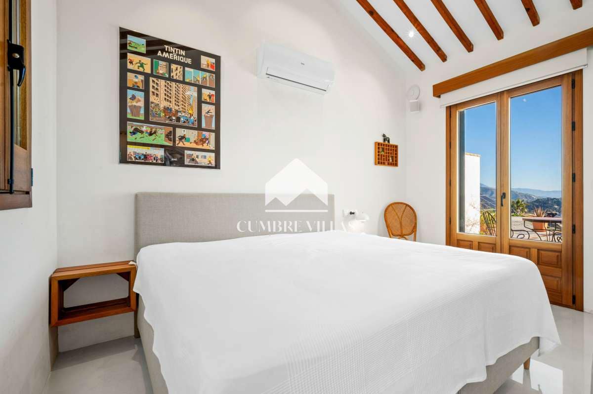 5 soverom Villa til salgs i Almunecar med svømmebasseng garasje - € 2 595 000 (Ref: 9026168)