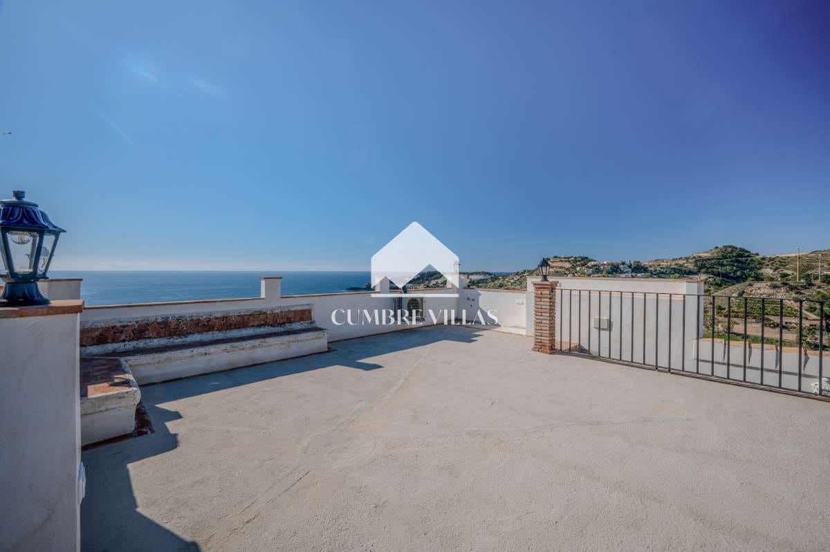 5 soverom Villa til salgs i Almunecar med svømmebasseng garasje - € 2 595 000 (Ref: 9026168)