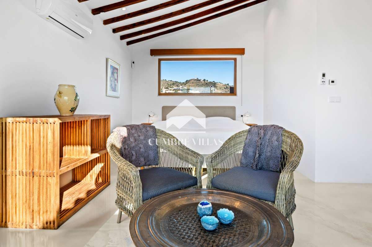 5 soverom Villa til salgs i Almunecar med svømmebasseng garasje - € 2 595 000 (Ref: 9026168)