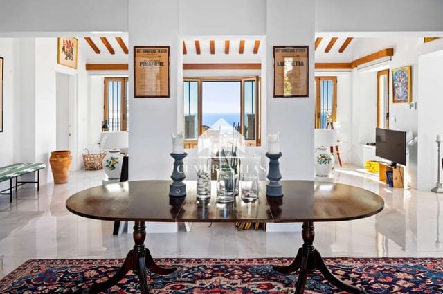 5 bedroom Villa for sale in Almuñécar with pool garage - € 2,595,000 (Ref: 9026168)