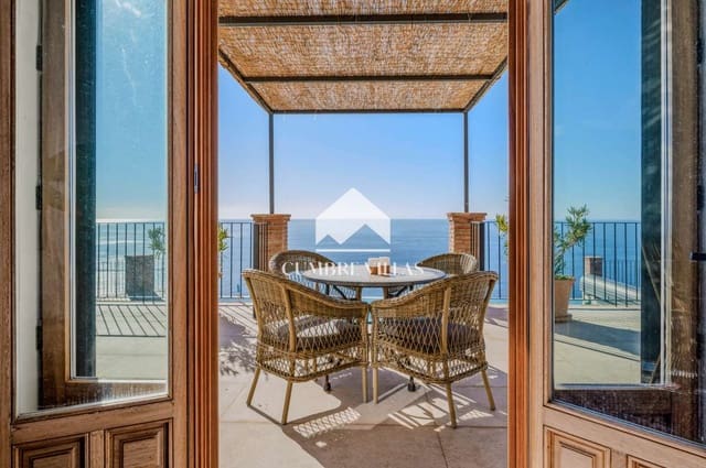 5 bedroom Villa for sale in Almuñécar with pool garage - € 2,595,000 (Ref: 9026168)