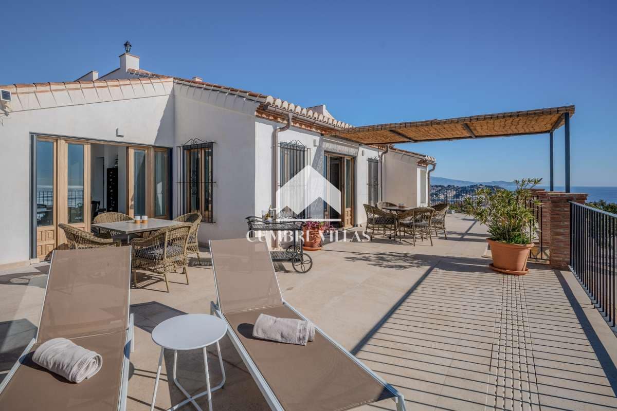 5 soverom Villa til salgs i Almunecar med svømmebasseng garasje - € 2 595 000 (Ref: 9026168)