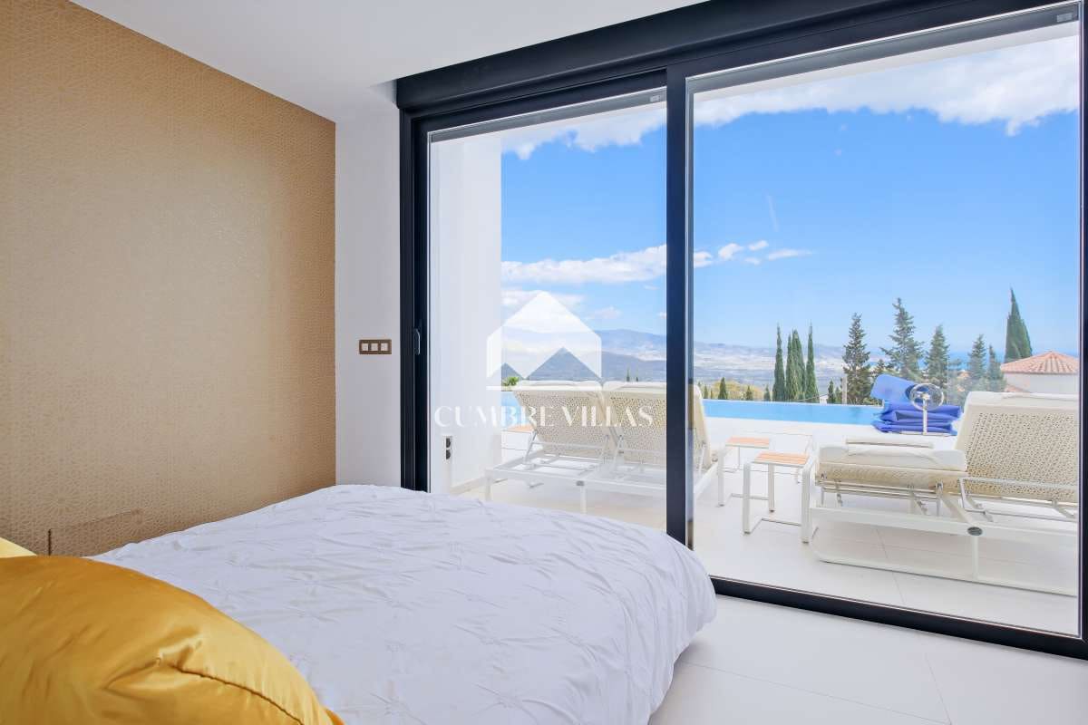 6 soveværelse Villa til salg i Salobrena med swimmingpool garage - € 1.495.000 (Ref: 9050503)