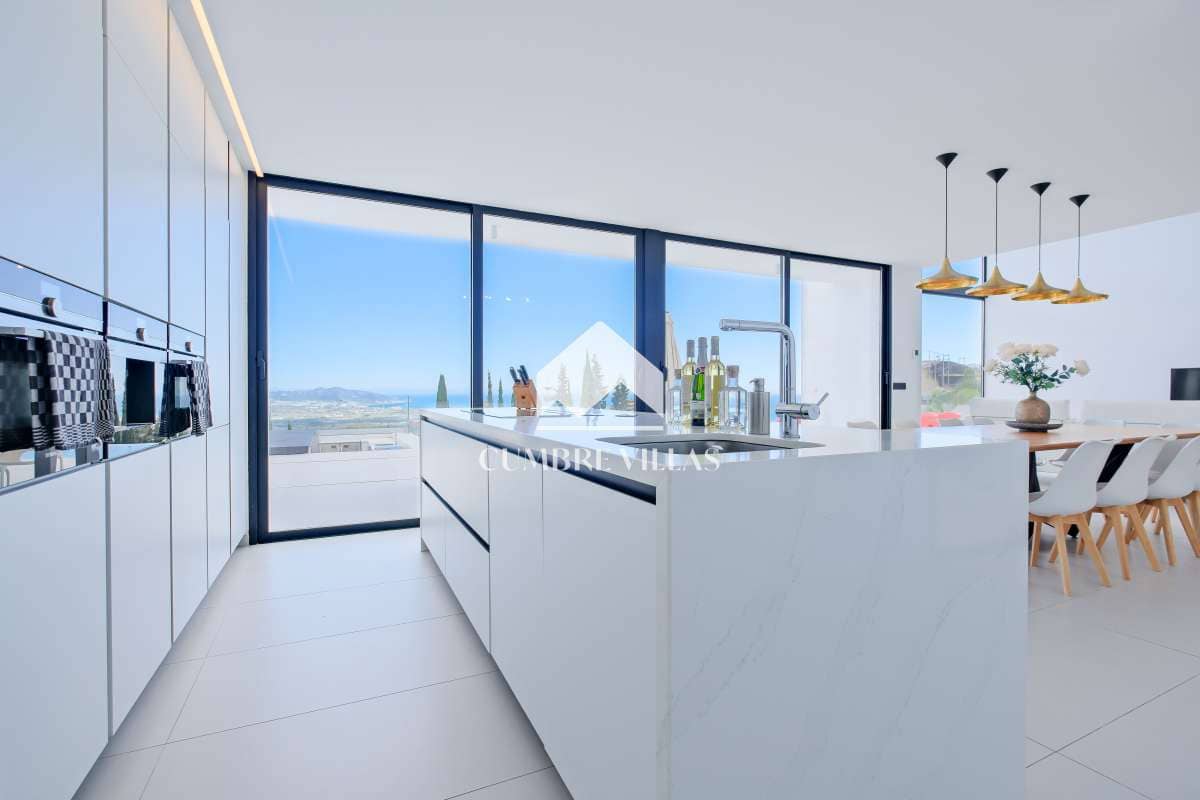 6 soveværelse Villa til salg i Salobrena med swimmingpool garage - € 1.495.000 (Ref: 9050503)