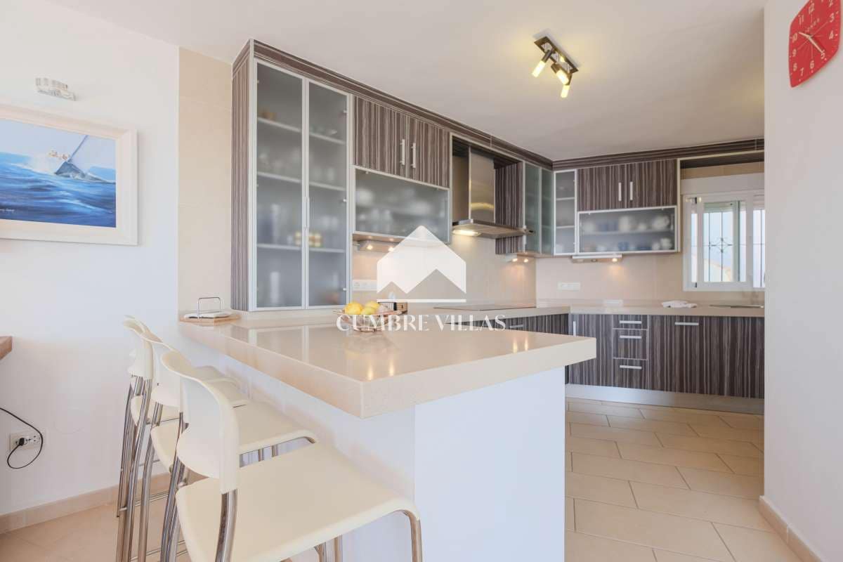 5 soveværelse Villa til salg i Salobrena med swimmingpool garage - € 930.000 (Ref: 9106143)