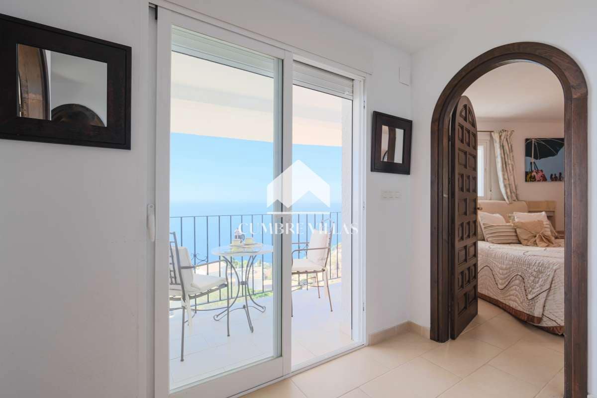 5 soveværelse Villa til salg i Salobrena med swimmingpool garage - € 930.000 (Ref: 9106143)