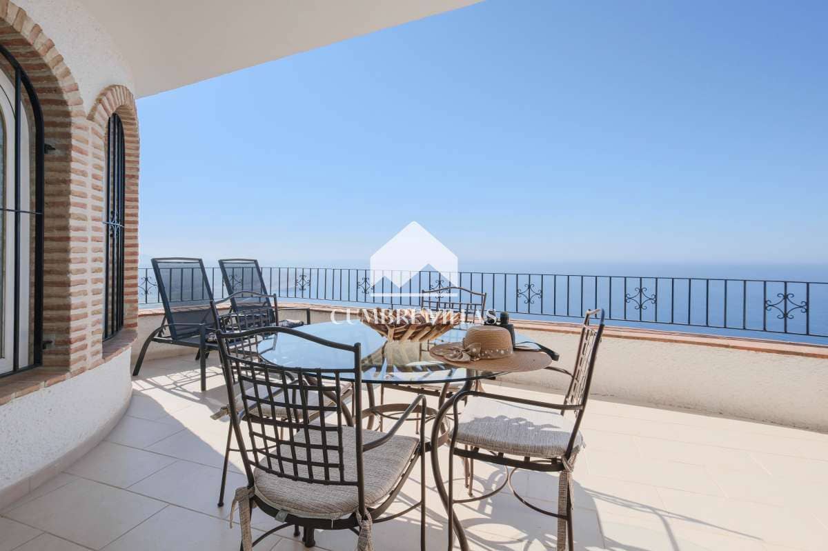 5 soveværelse Villa til salg i Salobrena med swimmingpool garage - € 930.000 (Ref: 9106143)