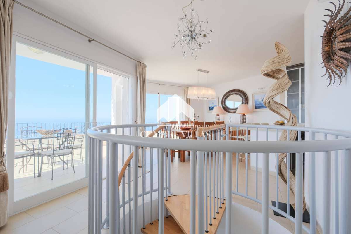 5 soveværelse Villa til salg i Salobrena med swimmingpool garage - € 930.000 (Ref: 9106143)