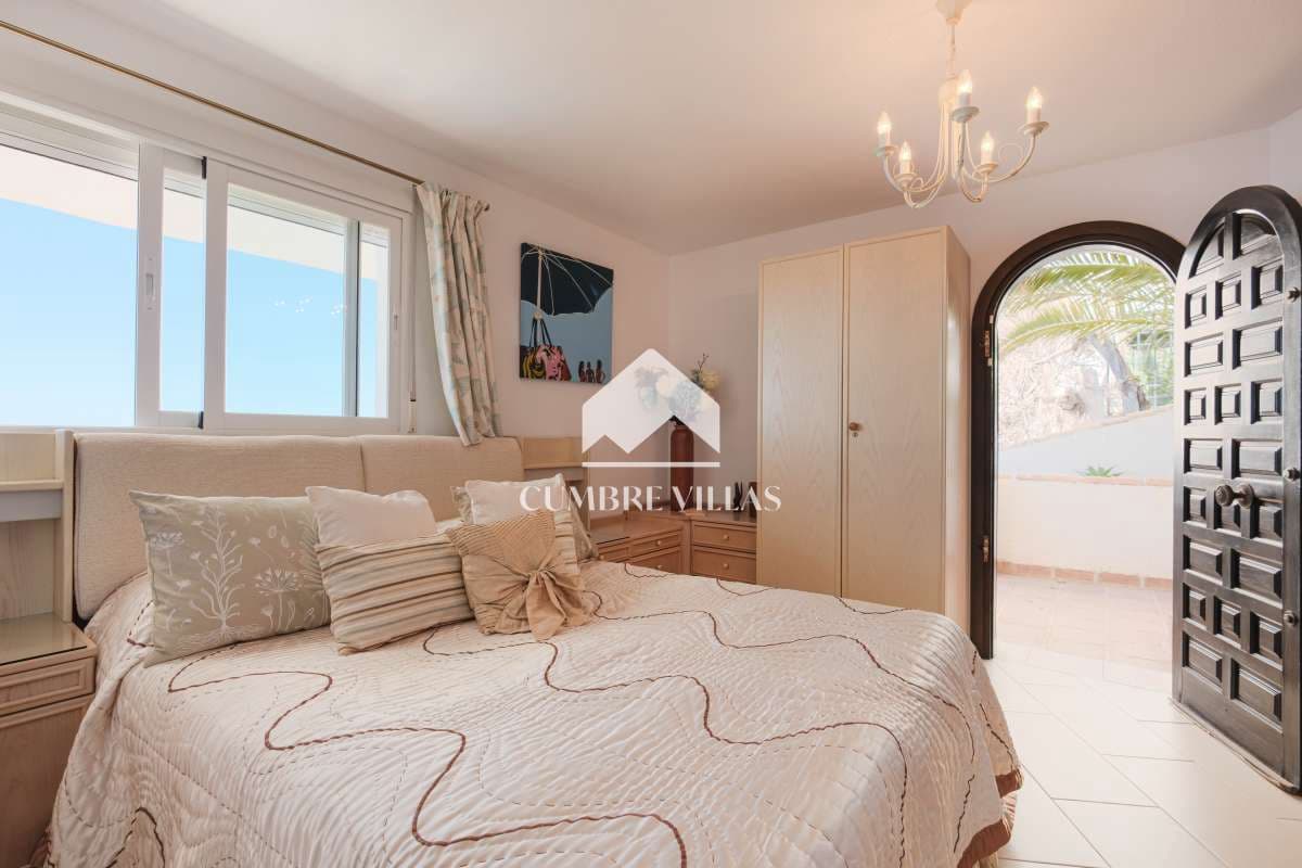 5 soveværelse Villa til salg i Salobrena med swimmingpool garage - € 930.000 (Ref: 9106143)