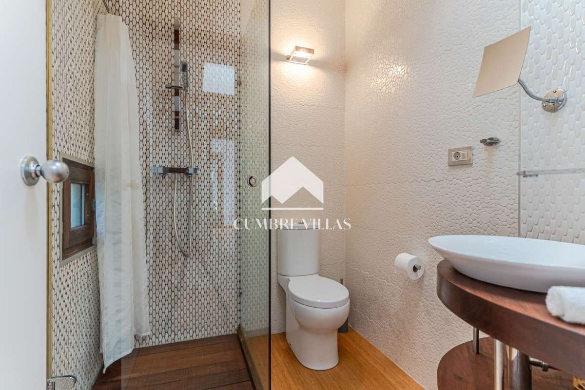 3 quarto Moradia para venda em La Herradura com piscina garagem - 1 845 000 € (Ref: 9136687)