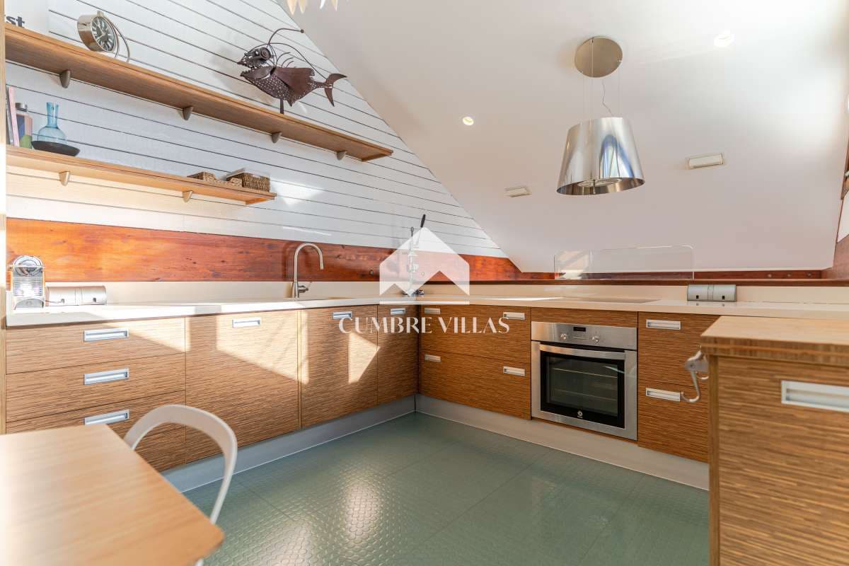 3 quarto Moradia para venda em La Herradura com piscina garagem - 1 845 000 € (Ref: 9136687)