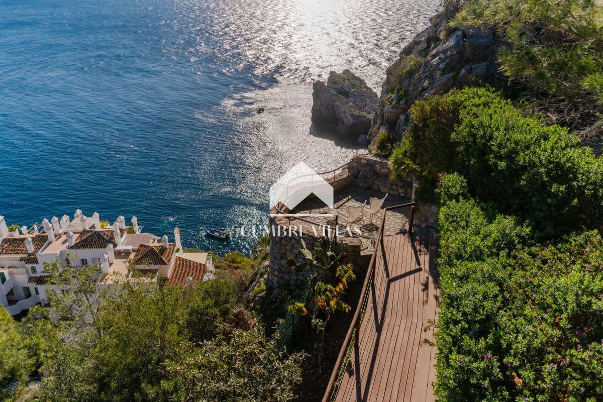 3 quarto Moradia para venda em La Herradura com piscina garagem - 1 845 000 € (Ref: 9136687)