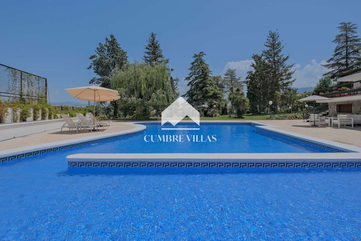 7 soveværelse Villa til salg i Gojar med swimmingpool - € 1.550.000 (Ref: 9141122)