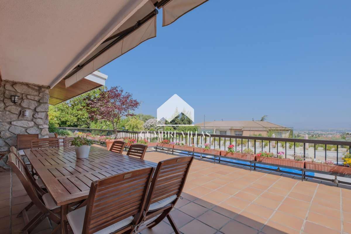 7 soveværelse Villa til salg i Gojar med swimmingpool - € 1.550.000 (Ref: 9141122)