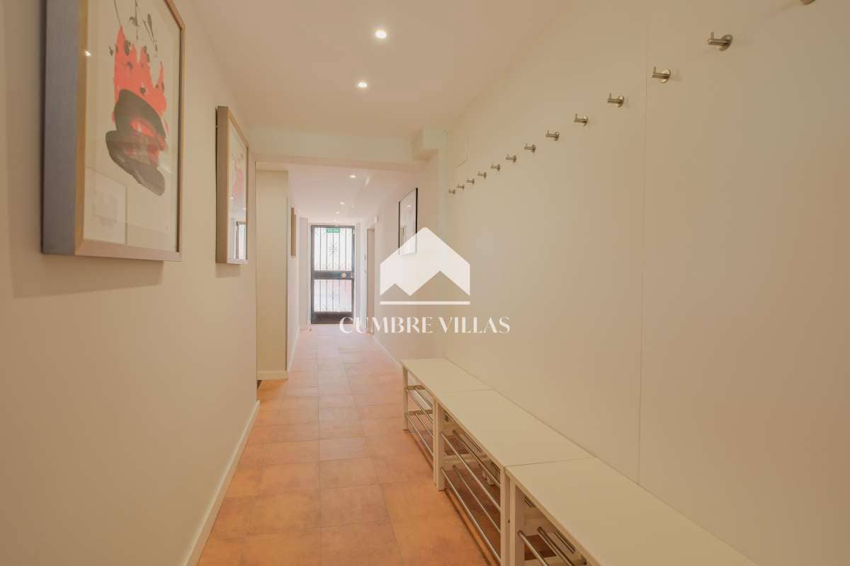 7 soveværelse Villa til salg i Gojar med swimmingpool - € 1.550.000 (Ref: 9141122)