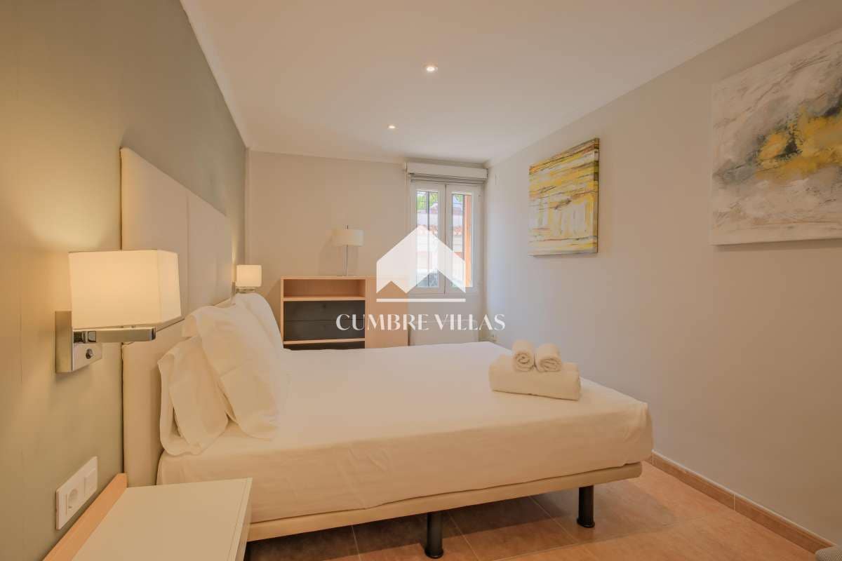 7 soveværelse Villa til salg i Gojar med swimmingpool - € 1.550.000 (Ref: 9141122)