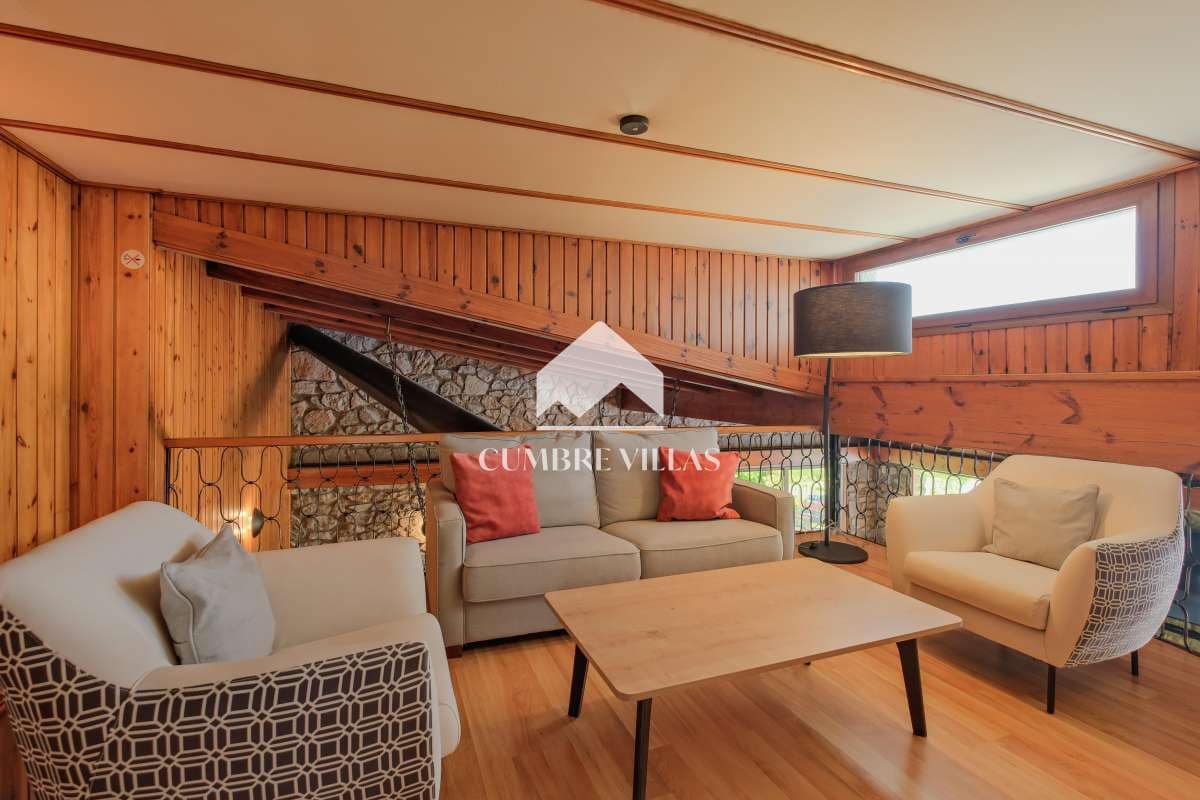 7 soveværelse Villa til salg i Gojar med swimmingpool - € 1.550.000 (Ref: 9141122)