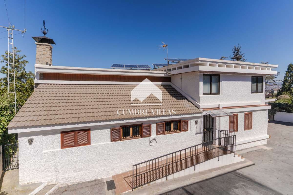 Chalet de 7 habitaciones en Gójar en venta con piscina - 1.365.000 € (Ref: 9141122)