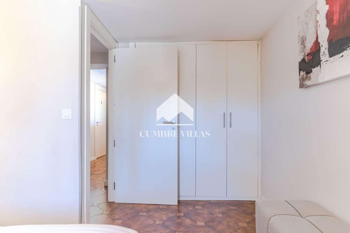 Chalet de 7 habitaciones en Gójar en venta con piscina - 1.365.000 € (Ref: 9141122)