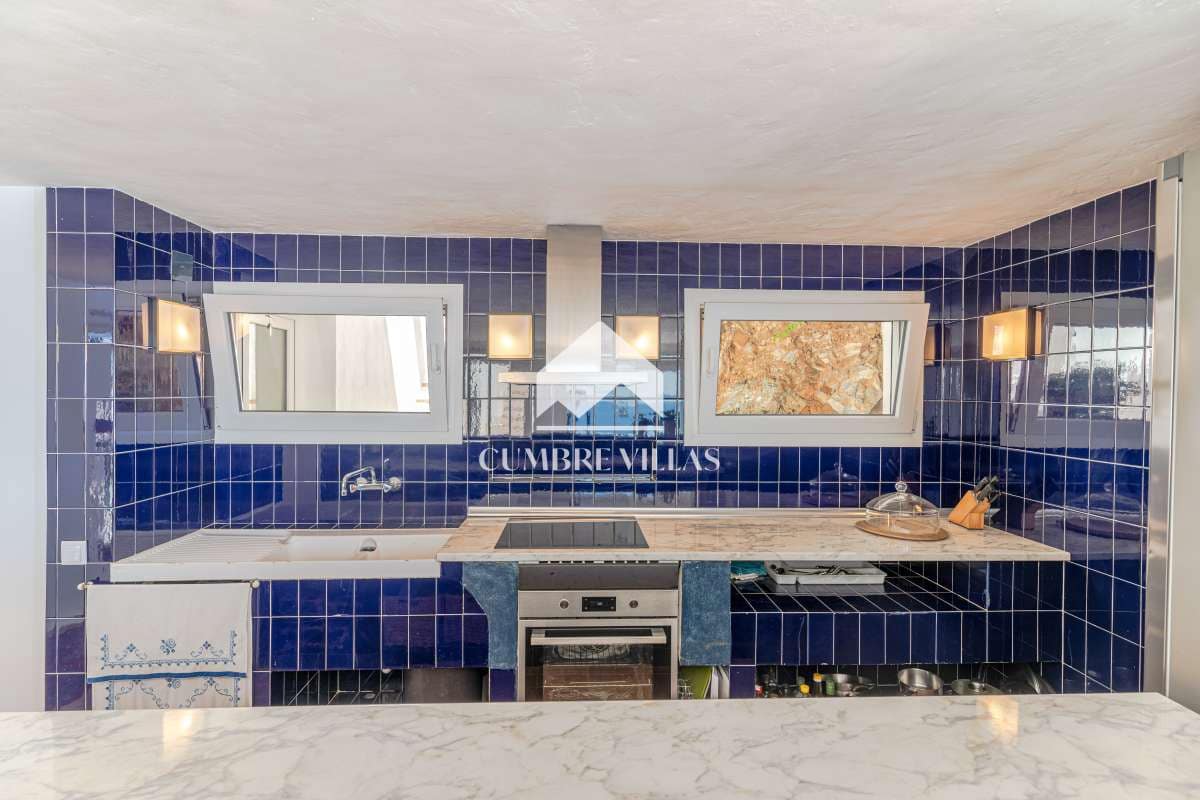 5 soveværelse Villa til salg i Almunecar med swimmingpool garage - € 1.980.000 (Ref: 9142512)